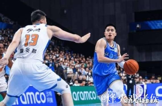 这也叫外援？ 焦点战0分0板0助，连续2场正负值倒数第1，球迷:滾