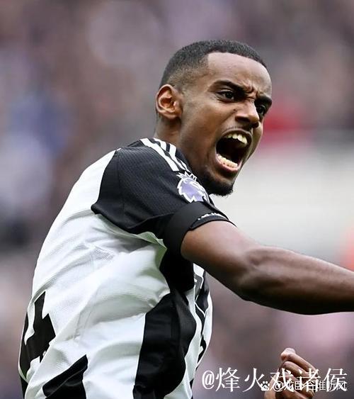 斯基拉：纽卡不想听关于伊萨克的报价，但利物浦还在努力