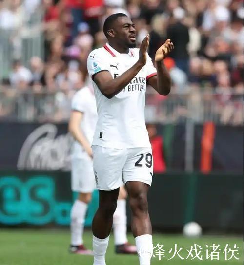 意甲-姆班古拉破门小维阿建功 尤文2-0AC米兰 意甲-姆班古拉破门小维阿建功 尤文2-0AC米兰